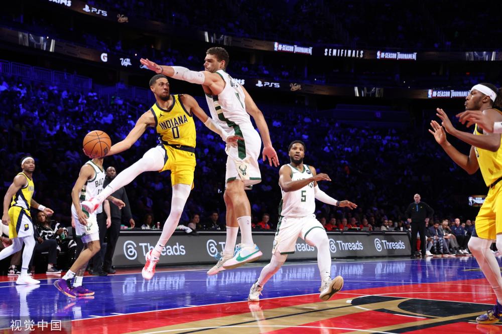 她在领先时 她在领先时