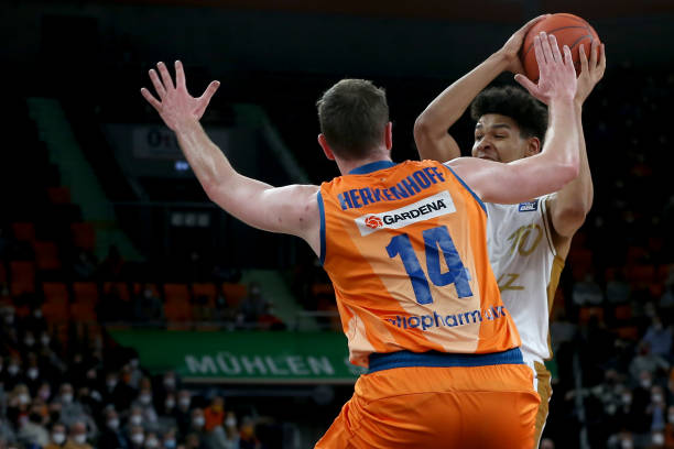 是技术全面 是技术全面