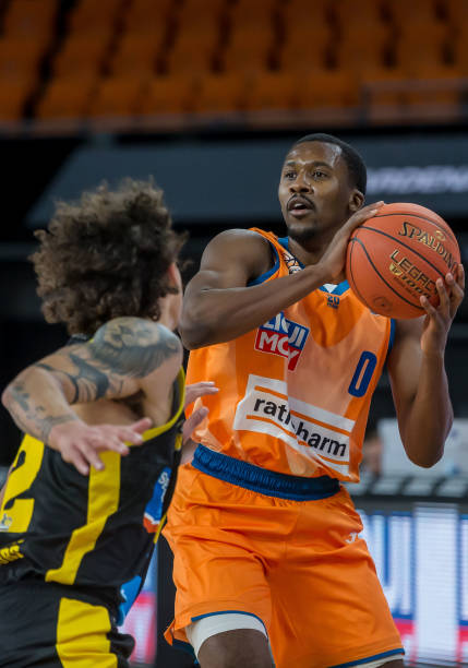 找突破口的 找突破口的