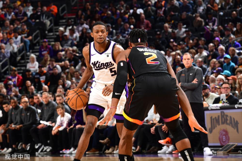 阵巴塞罗那 阵巴塞罗那